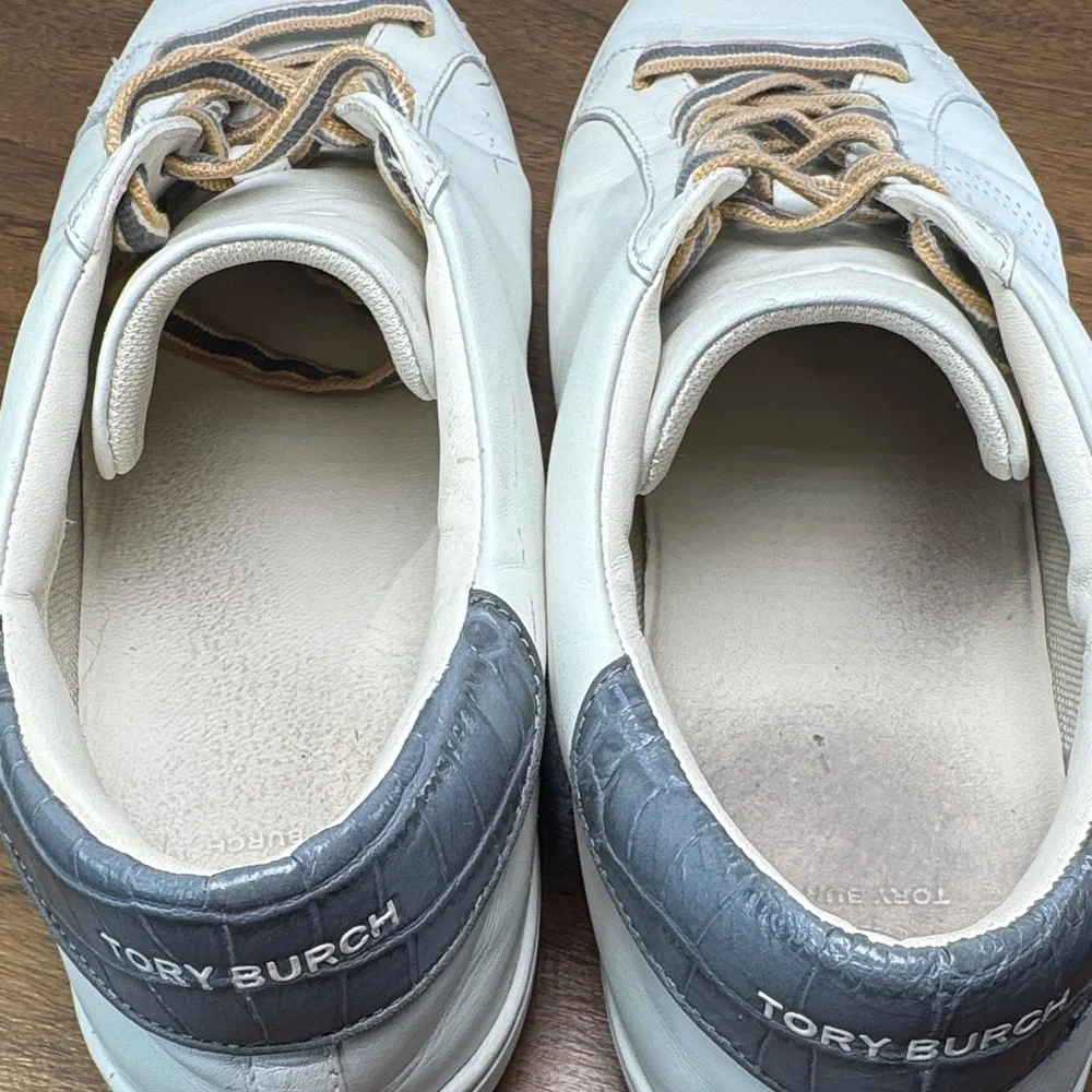 Tory Burch Leigh T-logo White Leather Sneakers w/ Perforated Logo, Womens sz 10